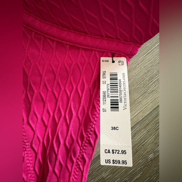 BNWT Victoria's Secret Hot Pink Bombshell Push Up (adds 2 cups!) bikini top - Picture 3 of 5